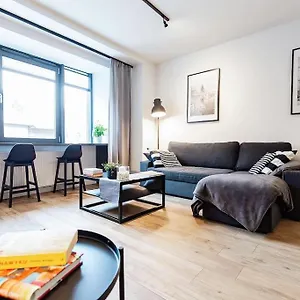 stylowy-apartament-z-klimatyzacj-w-wawrzyca-19.krakowhotelspoland.com/