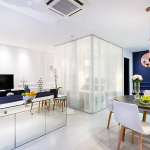  Apartment Luxury Arc